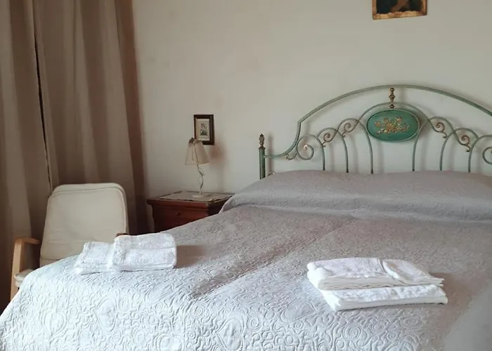 Domus Mari Bed and Breakfast